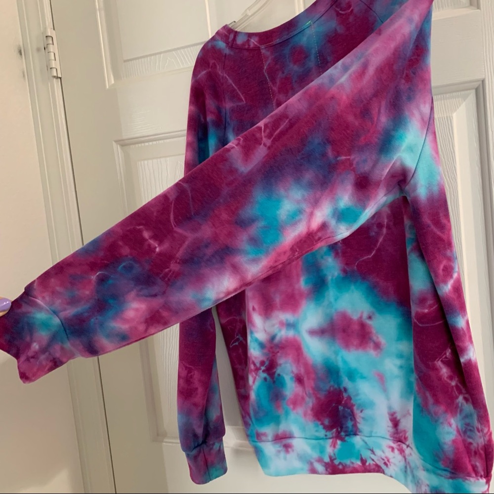 Tie Dye AN Sweater - Picture 7 of 7